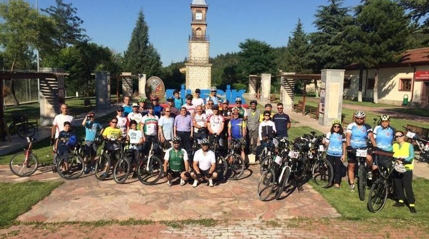 Bisikletli Gruptan Bilecik Ziyareti