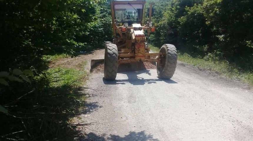 K&ouml;rfez&rsquo;de K&ouml;y Yolları Yenileniyor