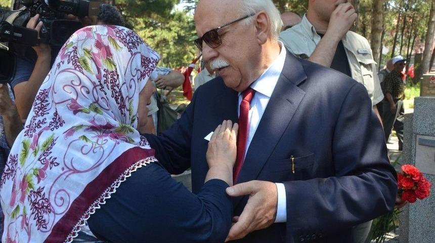 &ldquo;bakanım Hoşgeldiniz, Bir Resim &Ccedil;ektirem Komşular Kıskansın&rdquo;