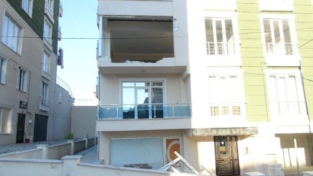 3&rsquo;&uuml;nc&uuml; Kattan Aşağı Trakt&ouml;r D&uuml;şt&uuml;