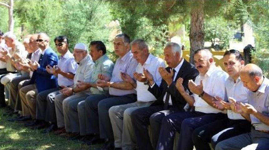 15 Temmuz Şehidi Polis Memuru Muhsin Kiremit&ccedil;i, Mezarı Başında Anıldı