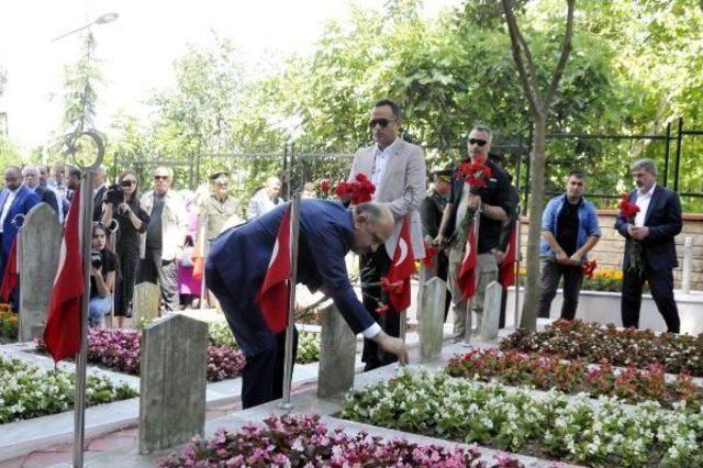 Bakan Işık: İhanet Ne Kadar B&uuml;y&uuml;kse, Ihaneti &Ouml;nleyen Kahramanlıkta Bir O Kadar B&uuml;y&uuml;k 1