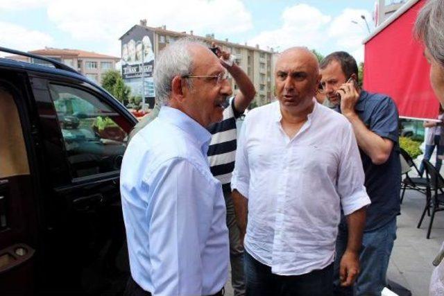 Kılıçdaroğlu, Adapazarı'nda Islama Köfte Yedi