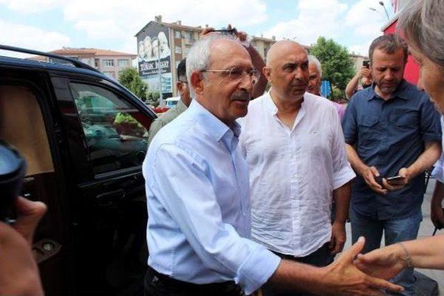 Kılıçdaroğlu, Adapazarı'nda Islama Köfte Yedi