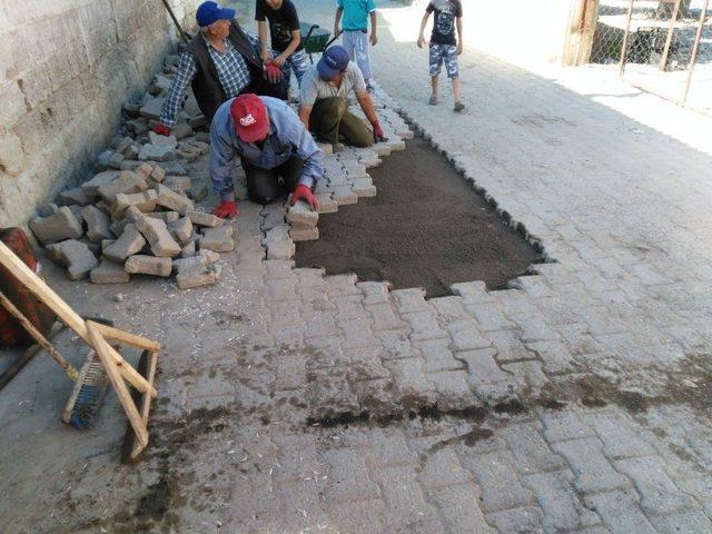 Ekipler Sıcak Havaya Rağmen &Ccedil;alışıyor 1