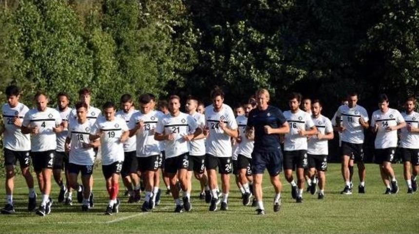 Altay'da Top Futbolcularda