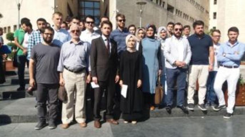 Bursa'da Fet&ouml; Davalarını Takip Eden Grup A&ccedil;ıklama Yaptı