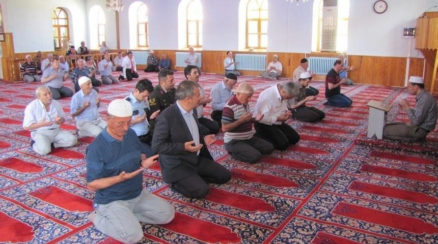 Hisarcık&rsquo;ta 15 Temmuz Şehitleri İ&ccedil;in Mevlit Okutuldu