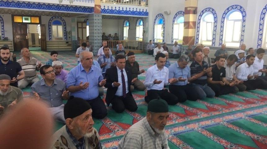 Altıntaş&rsquo;ta 15 Temmuz Şehitleri Anıldı