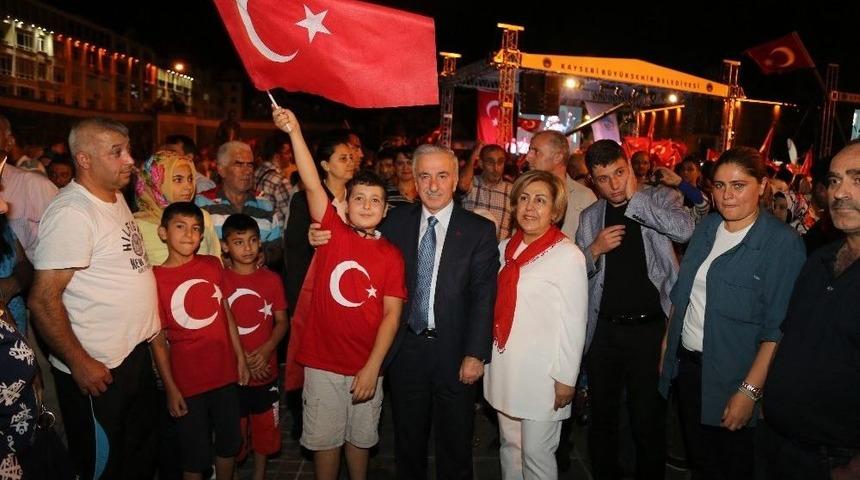 Vali Kam&ccedil;ı&rsquo;dan 15 Temmuz Programına Davet