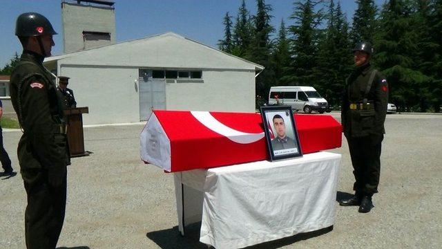 Şehit Erin Cenazesi Memleketine G&ouml;nderildi 1