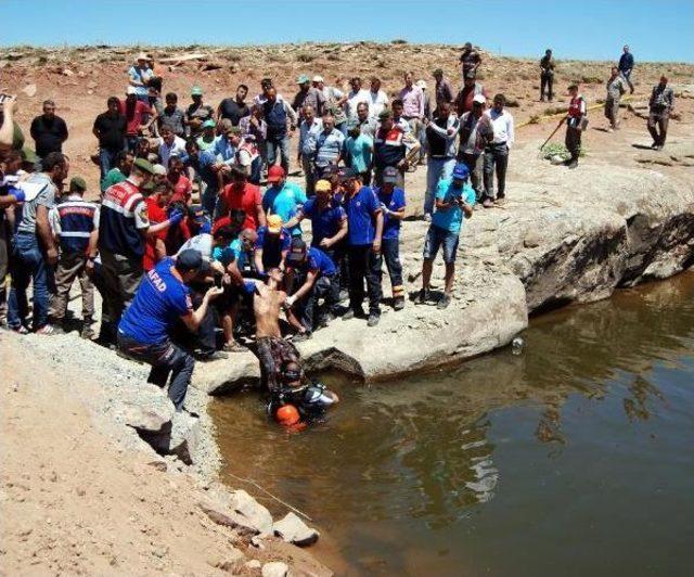 Serinlemek Için Gölete Giren Çoban Boğuldu