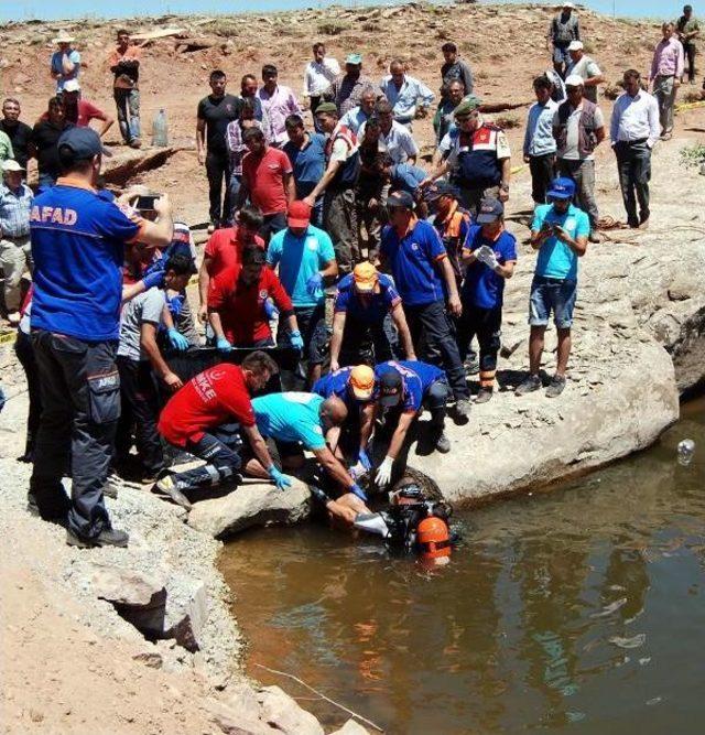 Serinlemek Için Gölete Giren Çoban Boğuldu