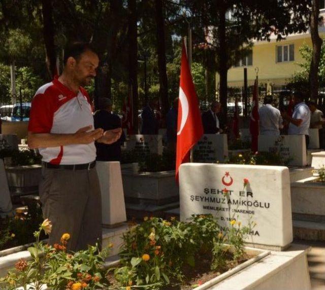 Manisa'da 15 Temmuz Şehit Ve Gazileri Anıldı