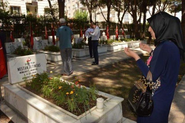 Manisa'da 15 Temmuz Şehit Ve Gazileri Anıldı