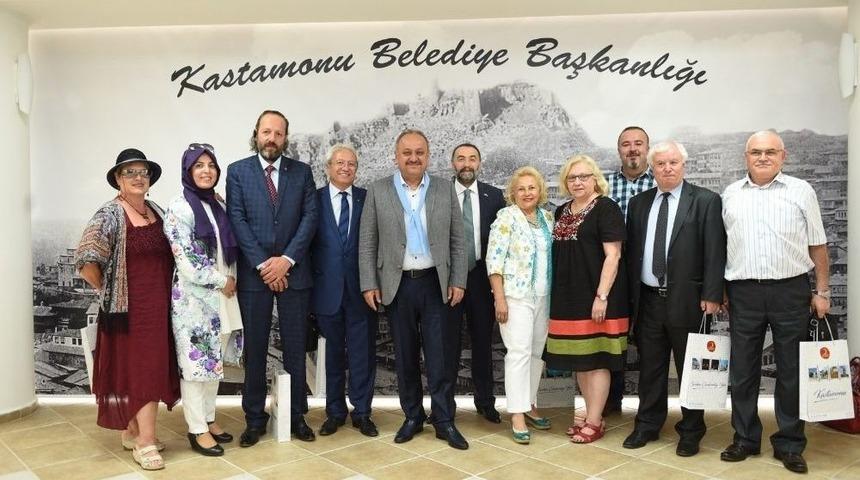 Tahsin Babaş, T&uuml;m-karder Tarafından &lsquo;yılın Belediye Başkanı&rsquo; Se&ccedil;ildi