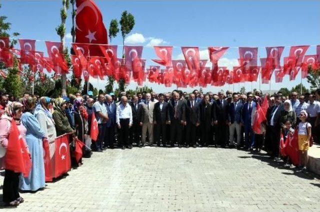 15 Temmuz Şehitleri Van'da Anıldı