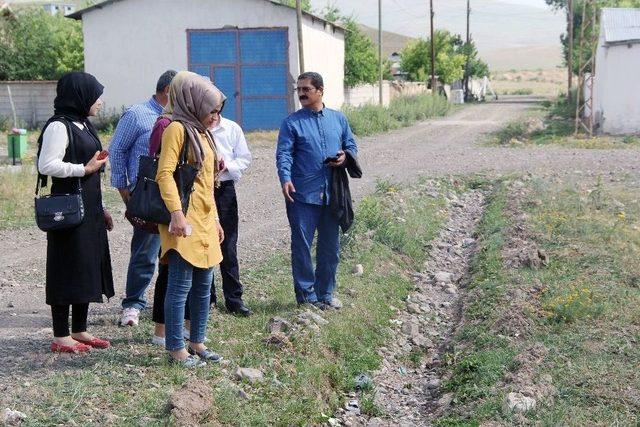 Dönerdere Ve Emek Mahallelerine Yeni Sulama Kanalları