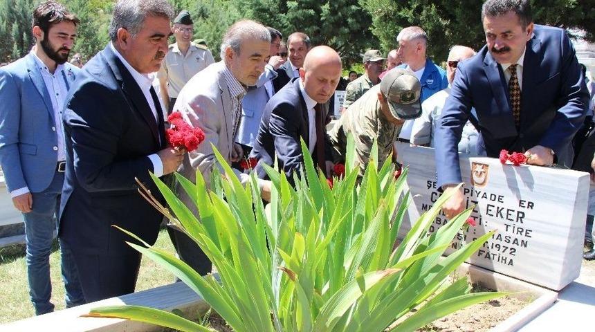 Amasya&rsquo;da 15 Temmuz Etkinlikleri Şehitlik Ziyaretiyle Başladı