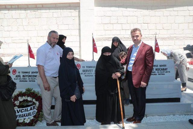 Gaziosmanpaşalı 15 Temmuz Şehidi Kabri Başında Anıldı