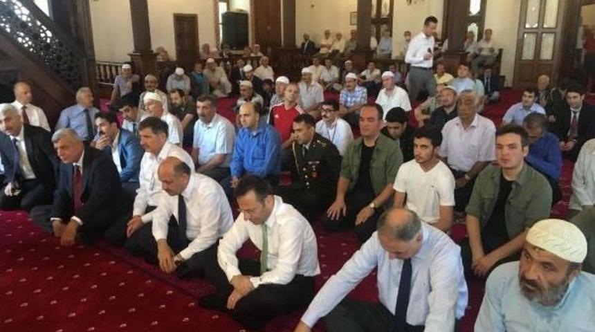 Bakan Işık: İhanet Ne Kadar B&uuml;y&uuml;kse, Ihaneti &Ouml;nleyen Kahramanlıkta Bir O Kadar B&uuml;y&uuml;k (2)