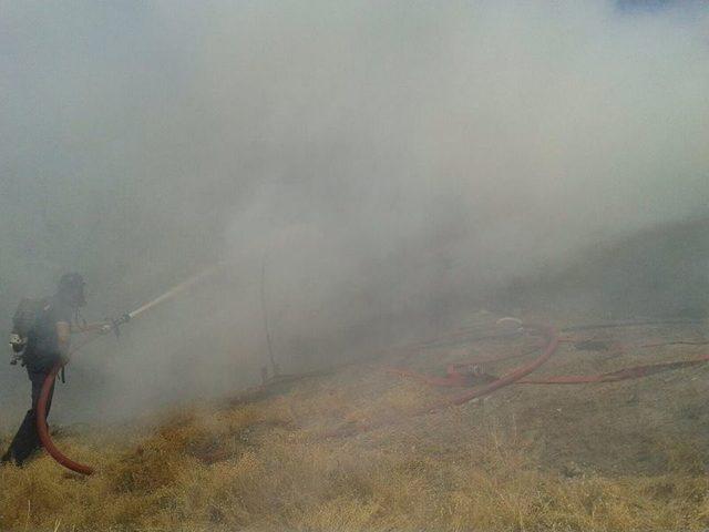 Vişneli K&ouml;y&uuml;&rsquo;nde Korkutan Yangın 1
