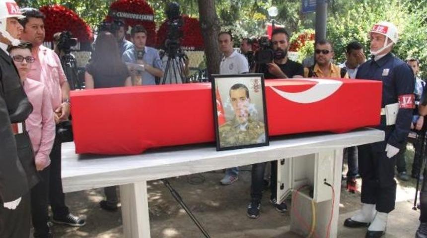 &Ccedil;ukurca Şehidi, Bursa'da G&ouml;zyaşlarıyla Toprağa Verildi