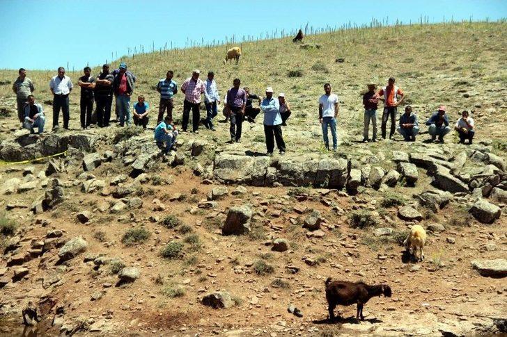 Genç Çoban Serinlemek İçin Girdiği Gölette Boğuldu G2