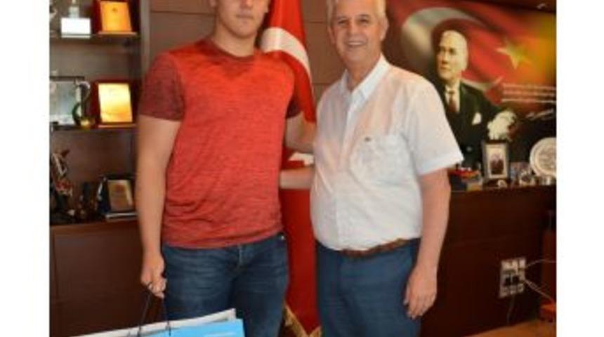 S&ouml;keli Mehmet Ke&ccedil;e, Kırkpınar&rsquo;da G&uuml;reşecek