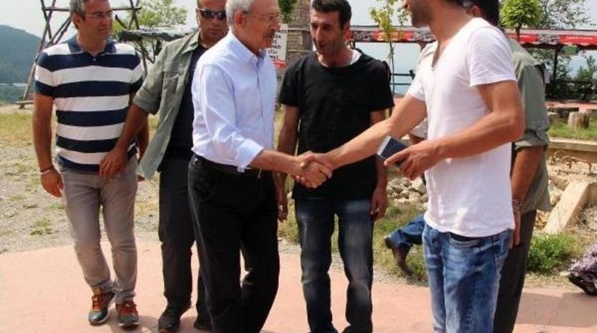 Kılı&ccedil;daroğlu, Adapazarı'nda Islama K&ouml;fte Yedi (2)