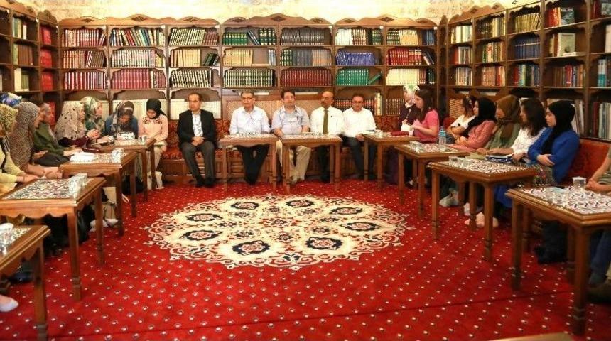 Eski Bakan G&uuml;&ccedil;l&uuml;, Milletvekili Aydoğdu Ve Başkan Yazgı Okuma Grubu &Ouml;ğrencileriyle Buluştu