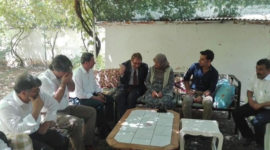 Kovancılar&rsquo;da İl&ccedil;e Protokol&uuml;, Şehit Ailelerini Ziyaret Etti