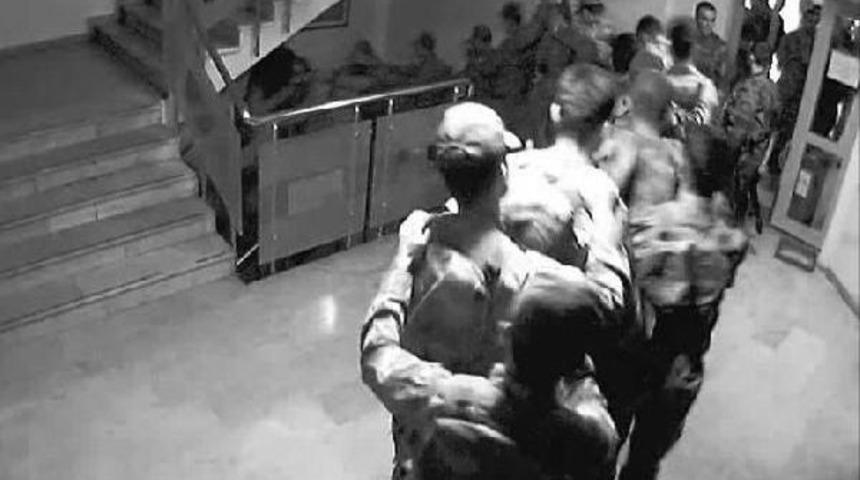 15 Temmuz Darbe Girişiminde T&uuml;rk Telekom Binasında Yaşananların G&ouml;r&uuml;nt&uuml;s&uuml;&nbsp;