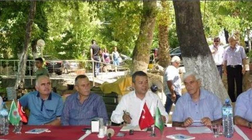 Susuzluğun Konuşulduğu Toplantıyı Su Bastı