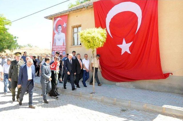 Karaman’da 15 Temmuz Şehidi Muhammed Yalçın, Mezarı Başında Anıldı