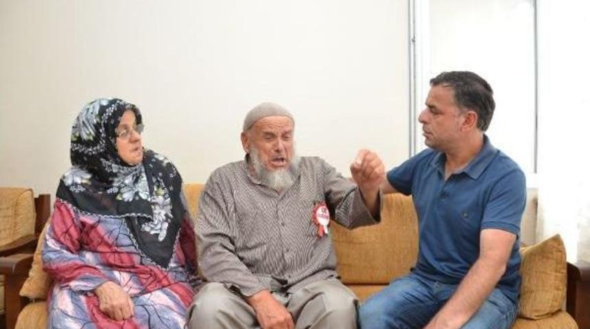 Ek - Oğlu I&ccedil;in Eylem Yapan Veysel Kılı&ccedil; Polis Tarafından Bir S&uuml;re Alıkonuldu