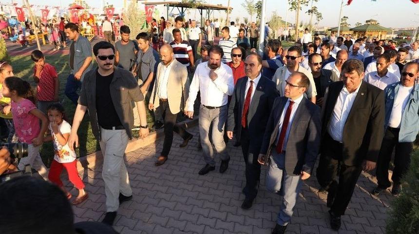 Ak&ccedil;akale Kent Parkının A&ccedil;ılışı Yapıldı