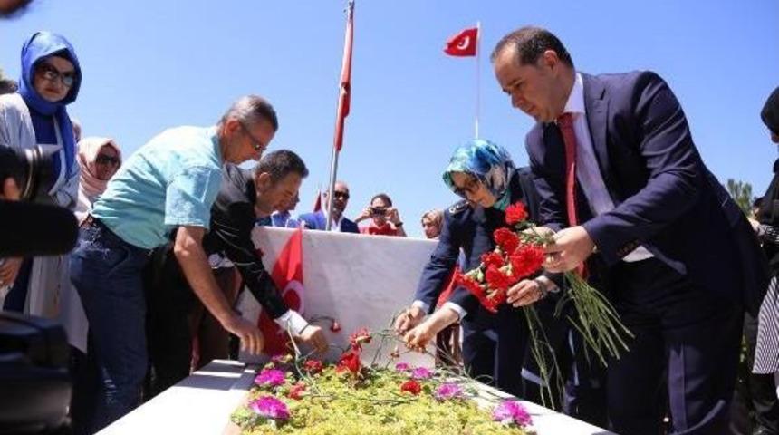 Kahramankazan'da 15 Temmuz Şehitleri Mezarları Başında Anıldı&nbsp;