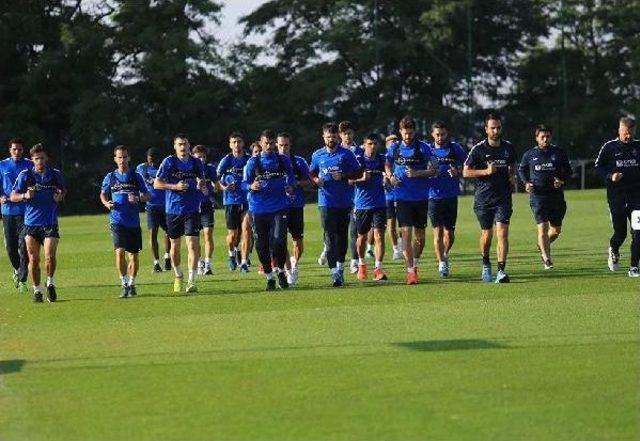 Trabzonspor Günde 3 Idmanla Lige Hazırlanıyor