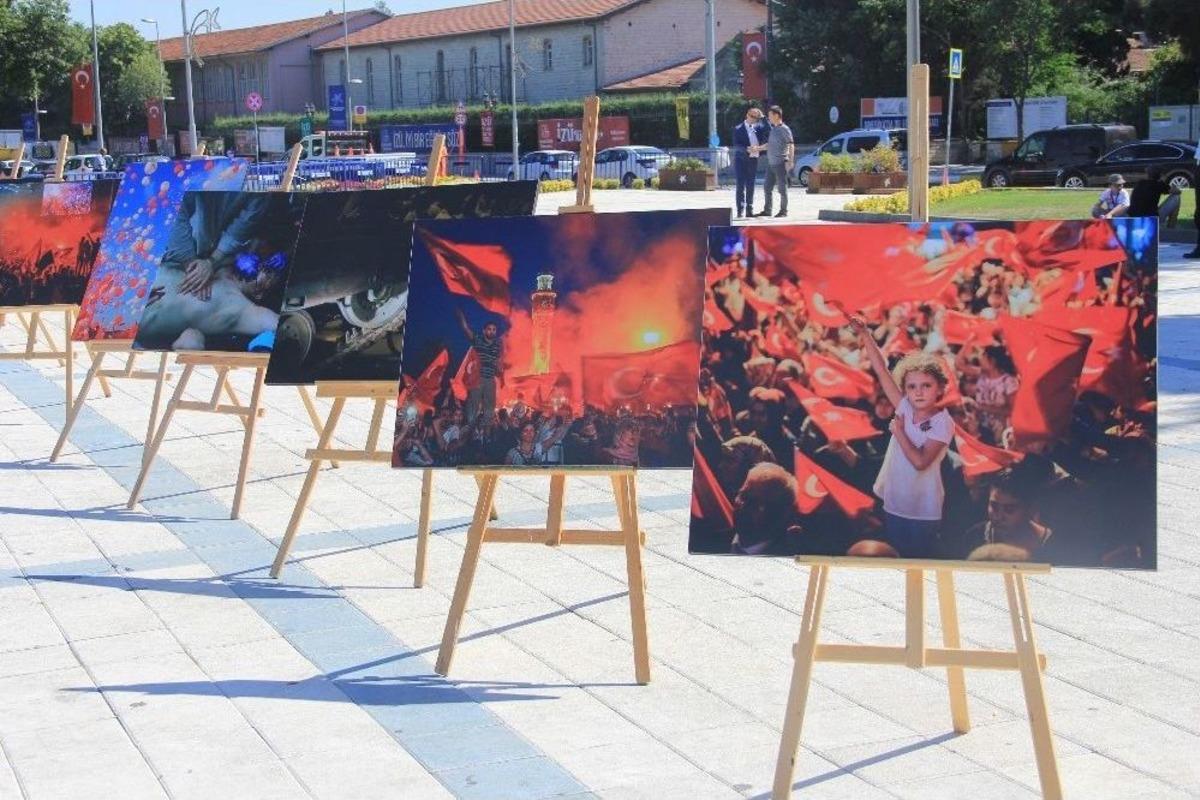 K&uuml;&ccedil;&uuml;k&ccedil;ekmece&rsquo;de "15 Temmuz Şehitleri Fotoğraf Sergisi" A&ccedil;ıldı
