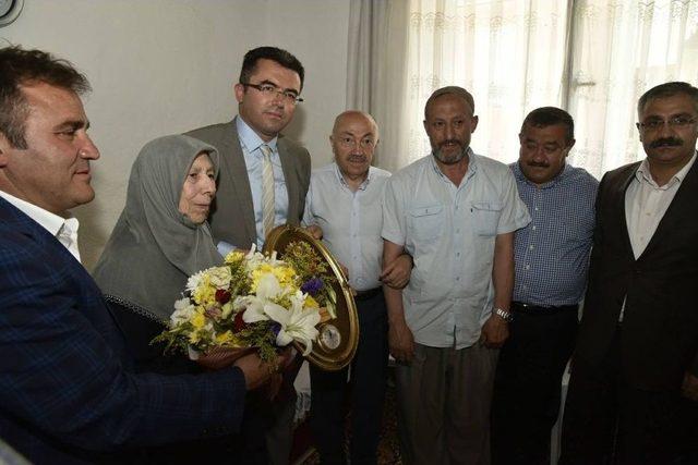G&uuml;m&uuml;şhane&rsquo;de 15 Temmuz Şehitlerini Anma, Demokrasi Ve Milli Birlik G&uuml;n&uuml; Etkinlikleri Başladı 1