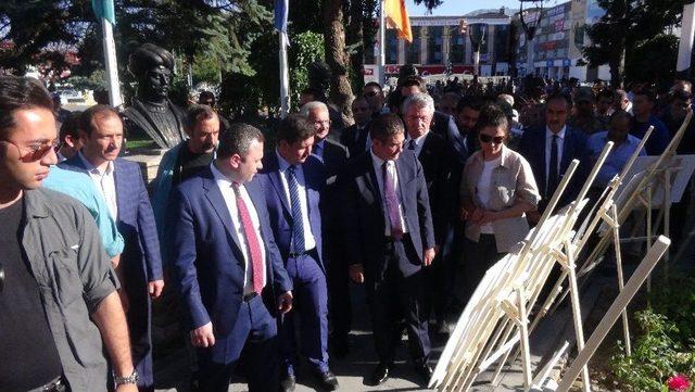 Başbakan Yardımcısı Canikli: &ldquo;m&uuml;cadele Bitmedi, Devam Ediyor&rdquo; 2
