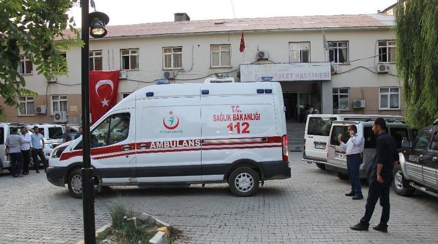 Şemdinli&rsquo;de Trafik Kazası: 1 &Ouml;l&uuml;