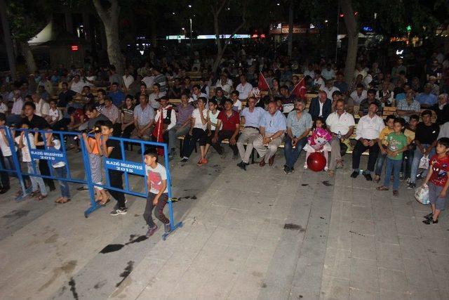 Elazığ’da Demokrasi Nöbeti Tutulmaya Başlandı