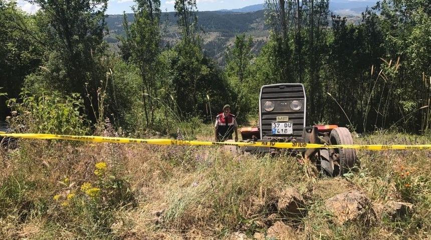 Tosya&rsquo;da Trakt&ouml;r Kazası: 1 &Ouml;l&uuml;, 3 Yaralı