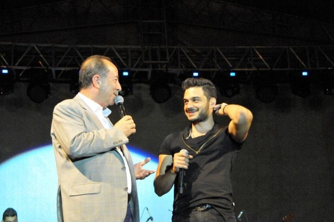 Zor Soru Karşısında İlyas Yal&ccedil;ıntaş&rsquo;ın Nutku Tutuldu