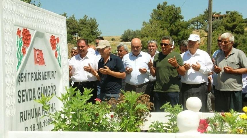 15 Temmuz Şehidi G&uuml;ng&ouml;r, Kabri Başında Anıldı