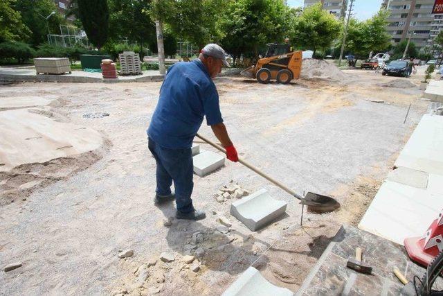 Bayraklı’nın Cadde Ve Sokakları Yenileniyor