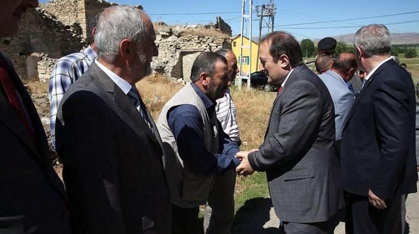 Vali Pehlivan, Şehit Recep Eşiyok&rsquo;un Ailesini Ziyaret Etti