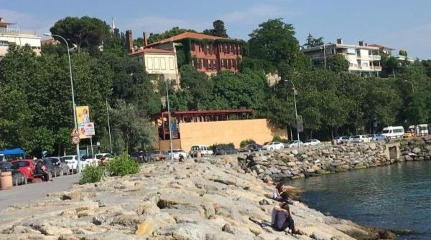 Chp'li Meclis &Uuml;yesinden,"kız Kulesi Manzaralı Devlet Arazisine Ka&ccedil;ak Gecekondu" Iddiası